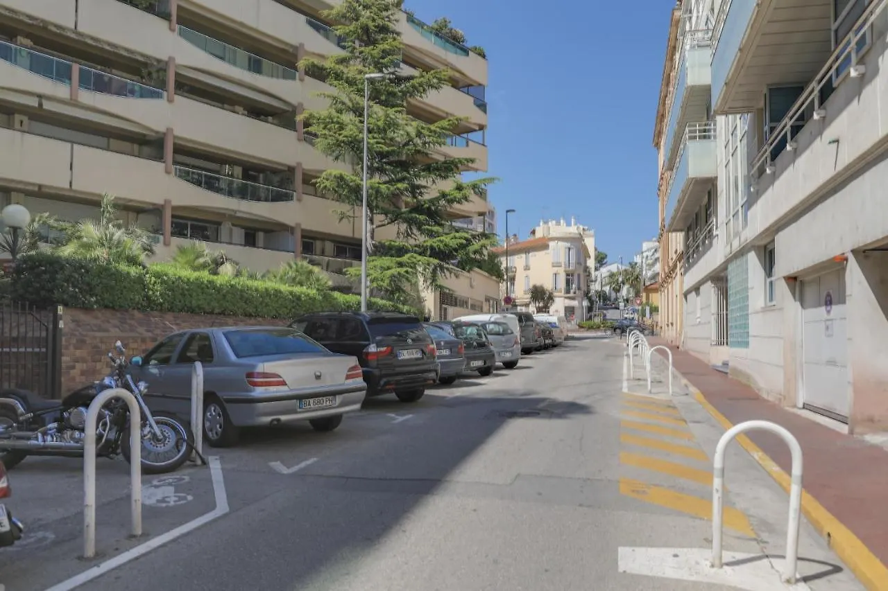 Immogroom - 2 Br- Bright - Terrace - Wifi - Air Conditioning Cannes Francia