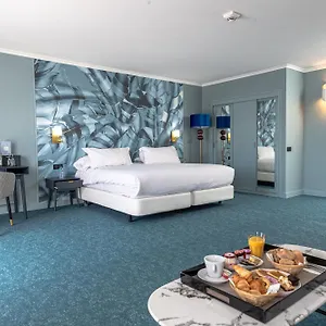 فندق بالاس**** فندق