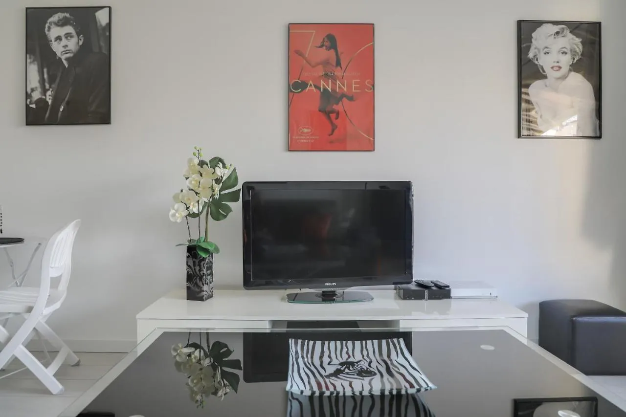 Immogroom - 2 Br- Bright - Terrace - Wifi - Air Conditioning Cannes Apartment